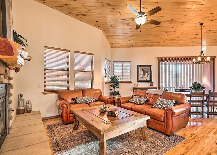 Golfer's Getaway In Show Low: Twin Townhomes! *