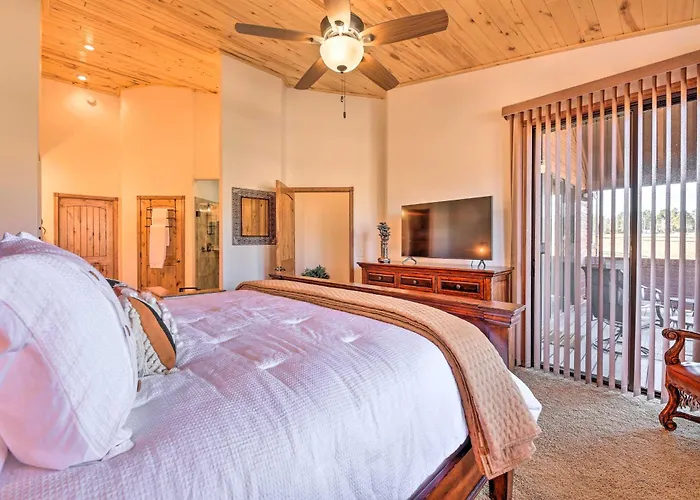 Golfer's Getaway In Show Low: Twin Townhomes!