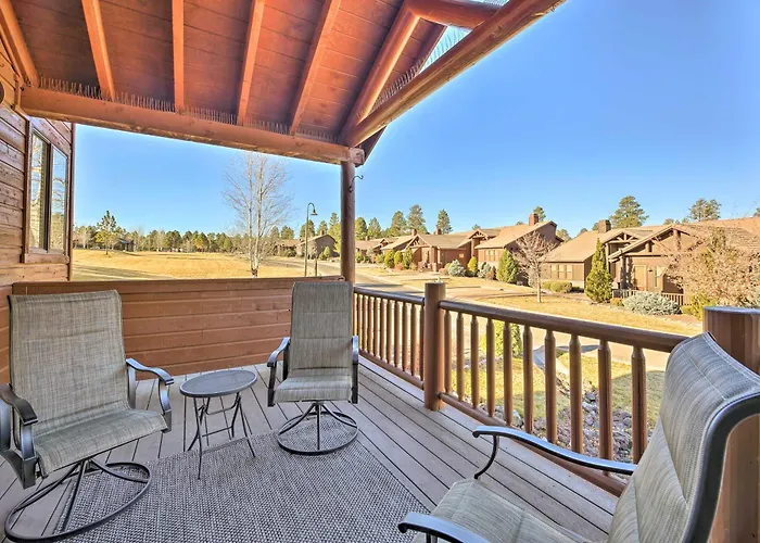 Golfer's Getaway In Show Low: Twin Townhomes! Holiday home